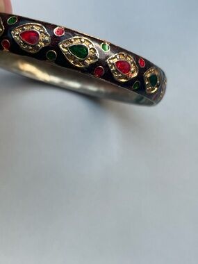 Red and Green Enamel Paisley Bangle Bracelet